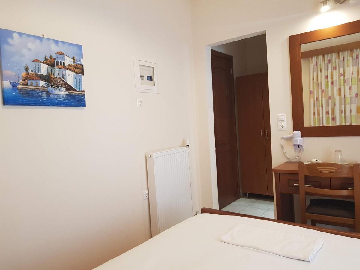 Hotel Ionion Kastro-Kyllini Bagian luar foto