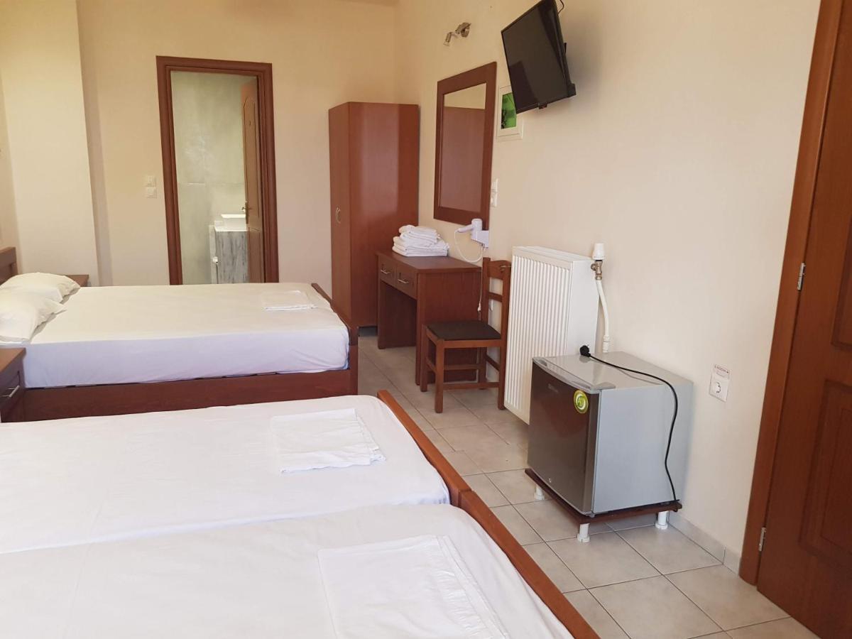 Hotel Ionion Kastro-Kyllini Bagian luar foto