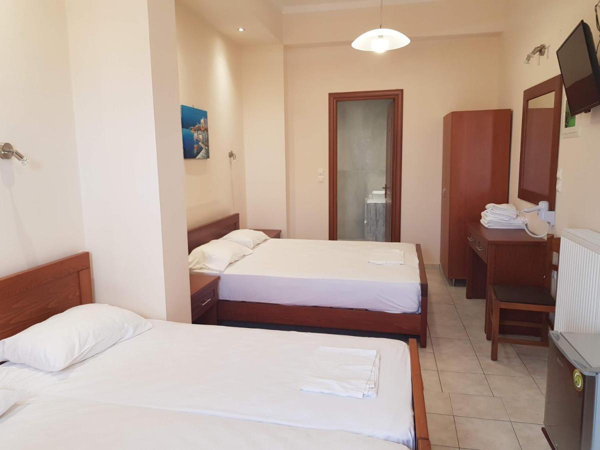 Hotel Ionion Kastro-Kyllini Bagian luar foto