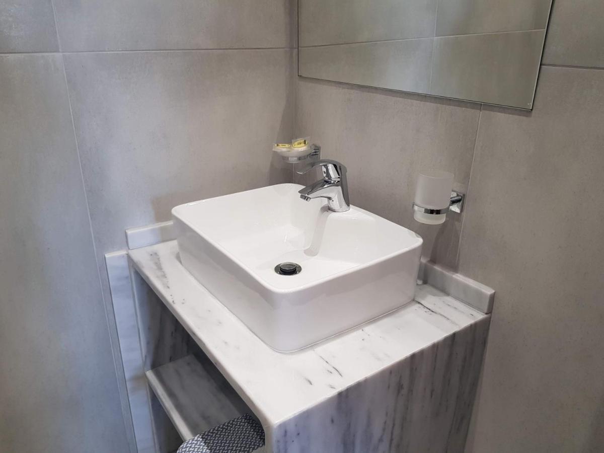 Hotel Ionion Kastro-Kyllini Bagian luar foto