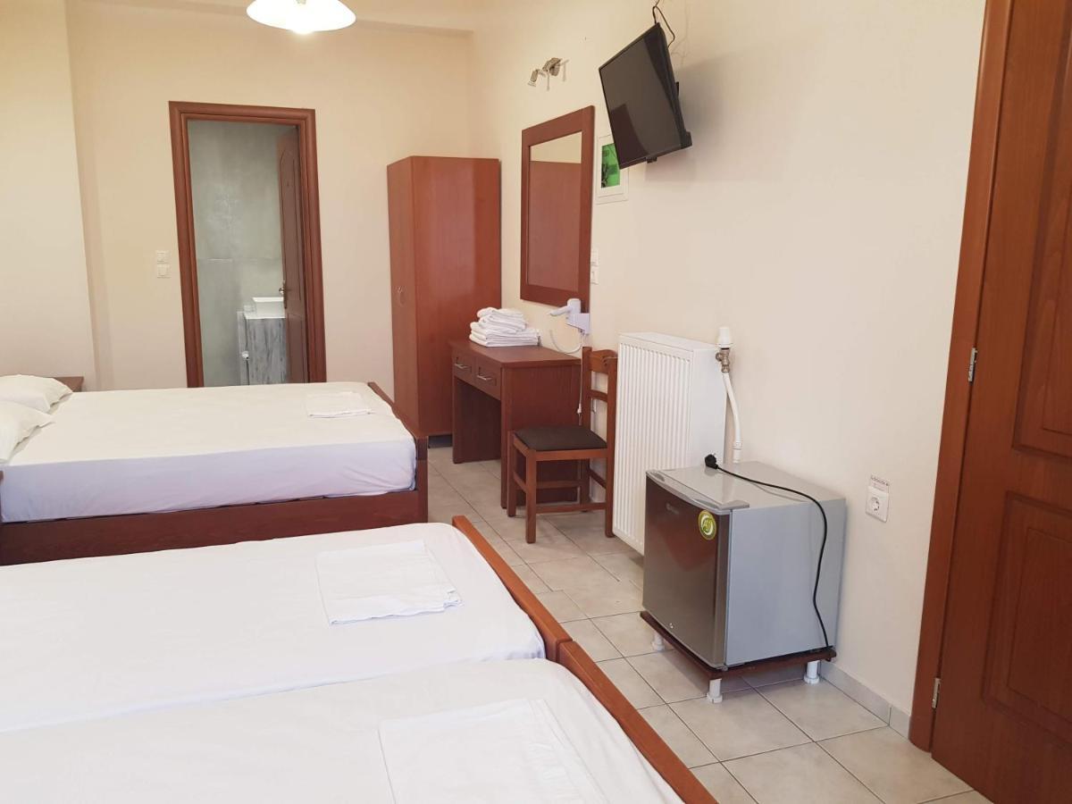 Hotel Ionion Kastro-Kyllini Bagian luar foto