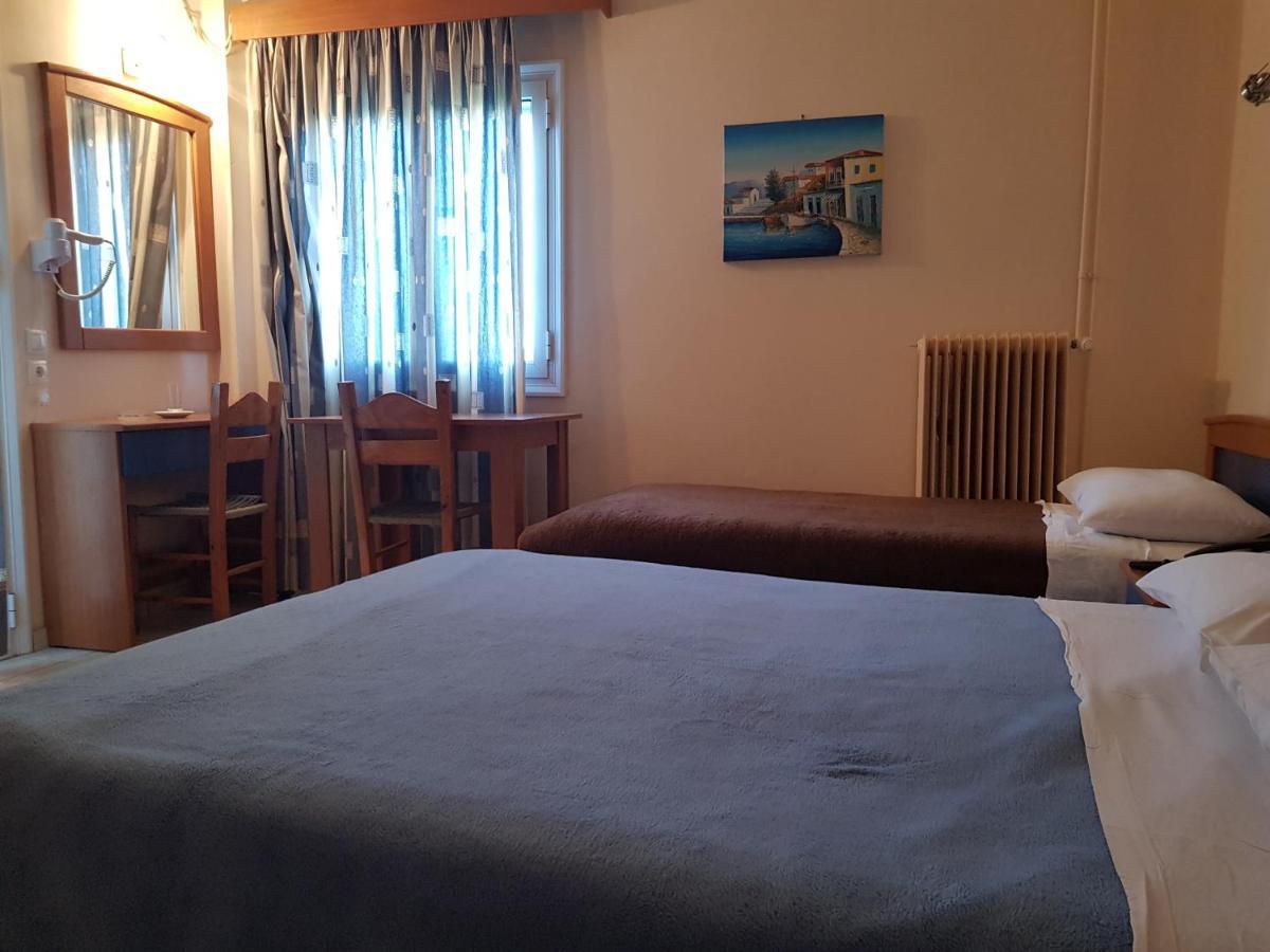 Hotel Ionion Kastro-Kyllini Bagian luar foto